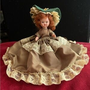 Vintage A Hollywood Doll “Princess Series” Sleepy Eyes Lady of the Lake Doll